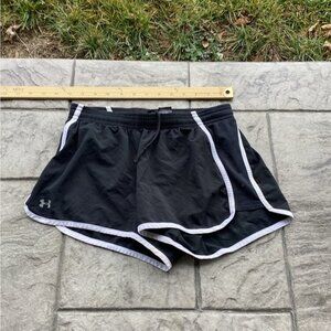 Blokecore gorpcore nostalgia earthy artisanal Under Armour Women's Short xs